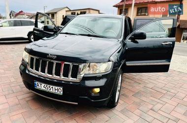 Позашляховик / Кросовер Jeep Grand Cherokee 2012 в Тячеві