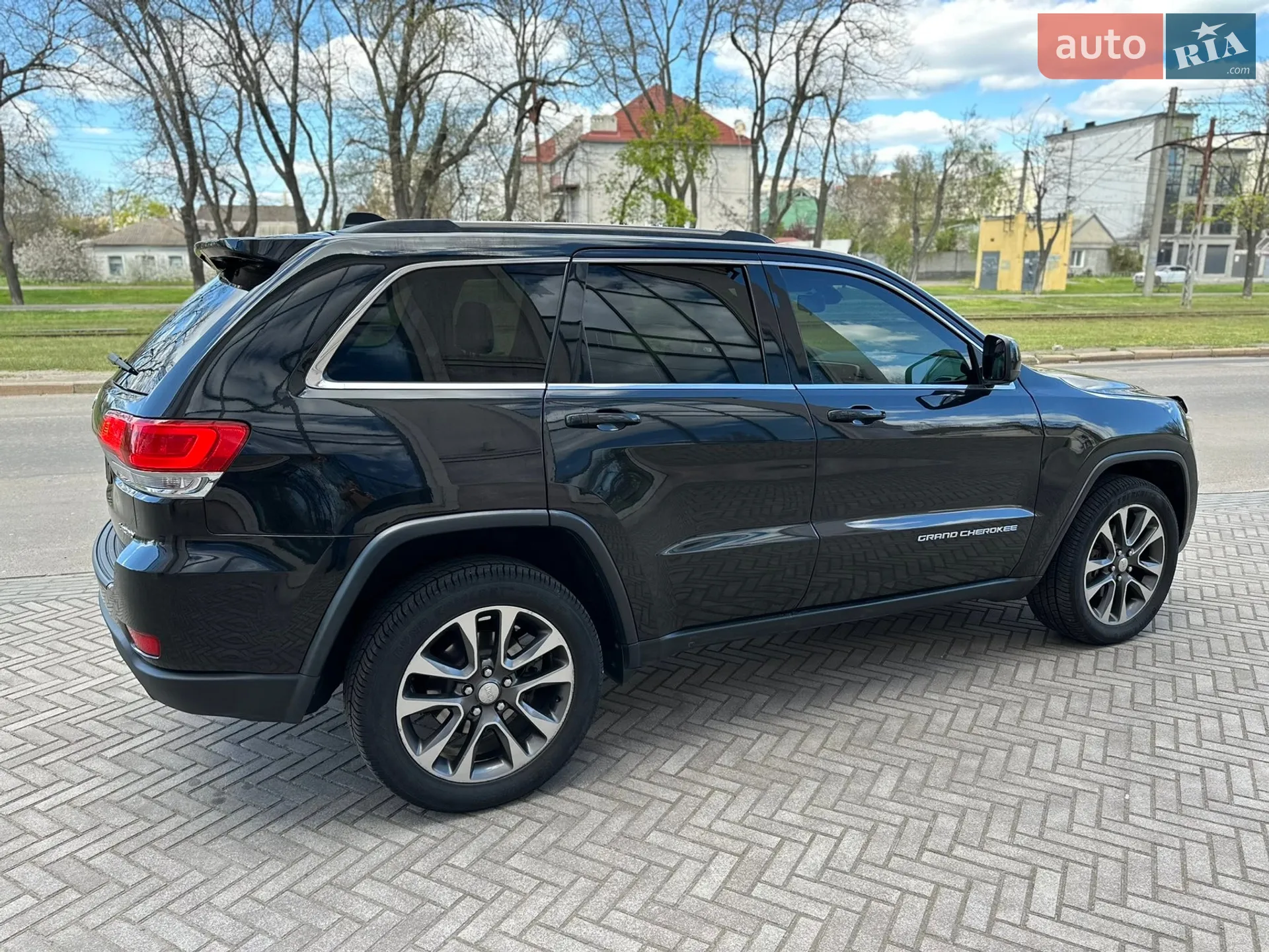2015 Jeep Grand Cherokee - мініатюра 12