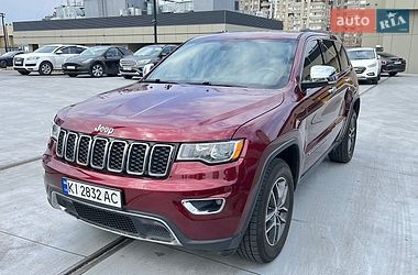 Позашляховик / Кросовер Jeep Grand Cherokee 2017 в Києві