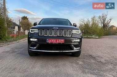 Внедорожник / Кроссовер Jeep Grand Cherokee 2017 в Коростене