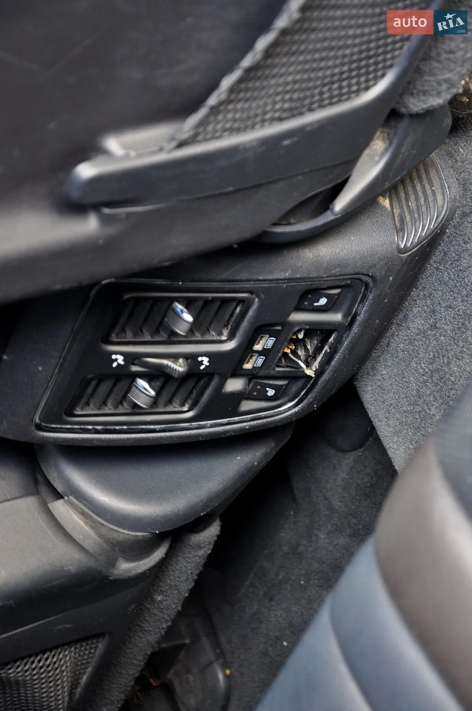 2014 Jeep Grand Cherokee - мініатюра 29