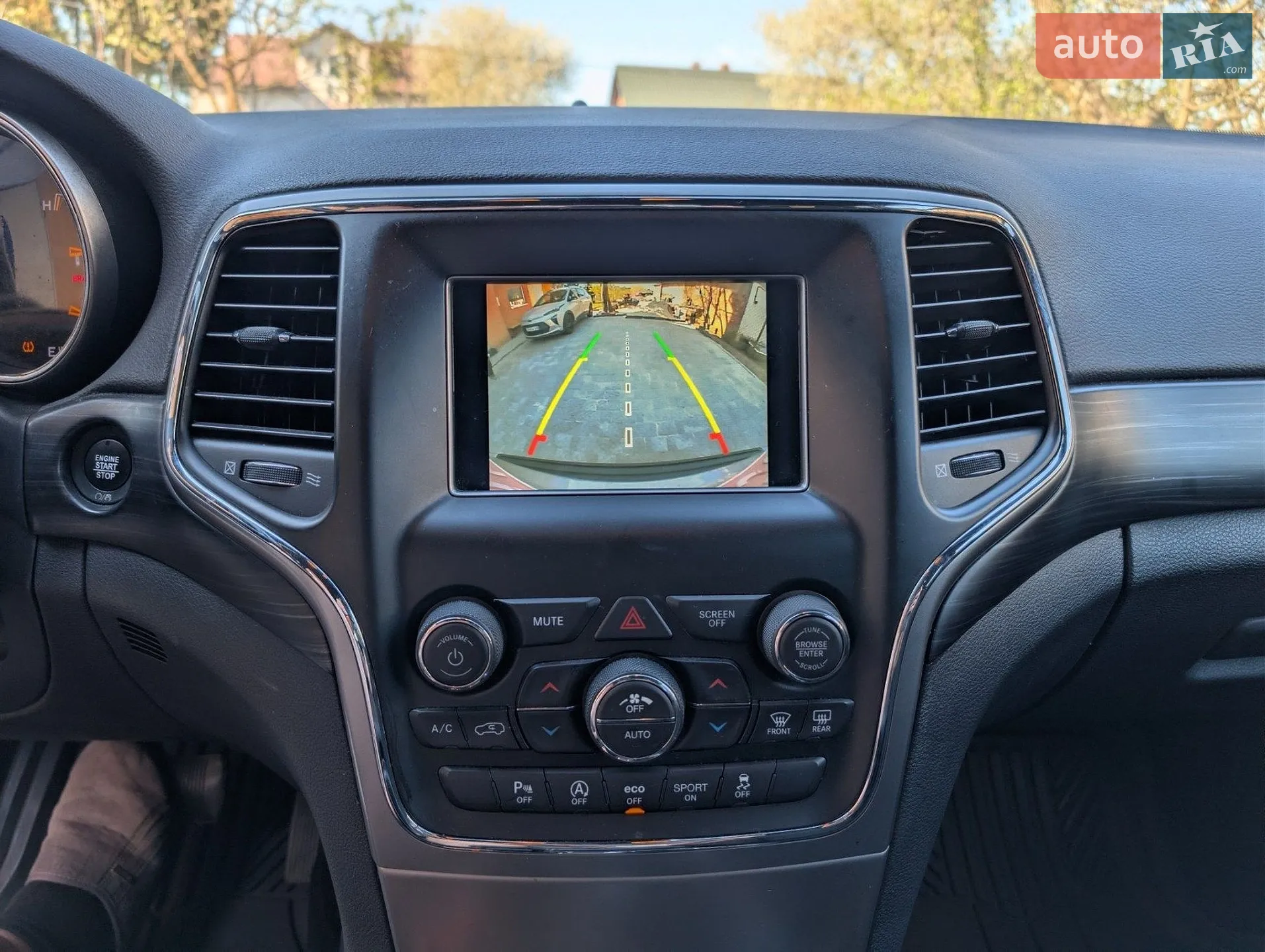 2020 Jeep Grand Cherokee - мініатюра 13
