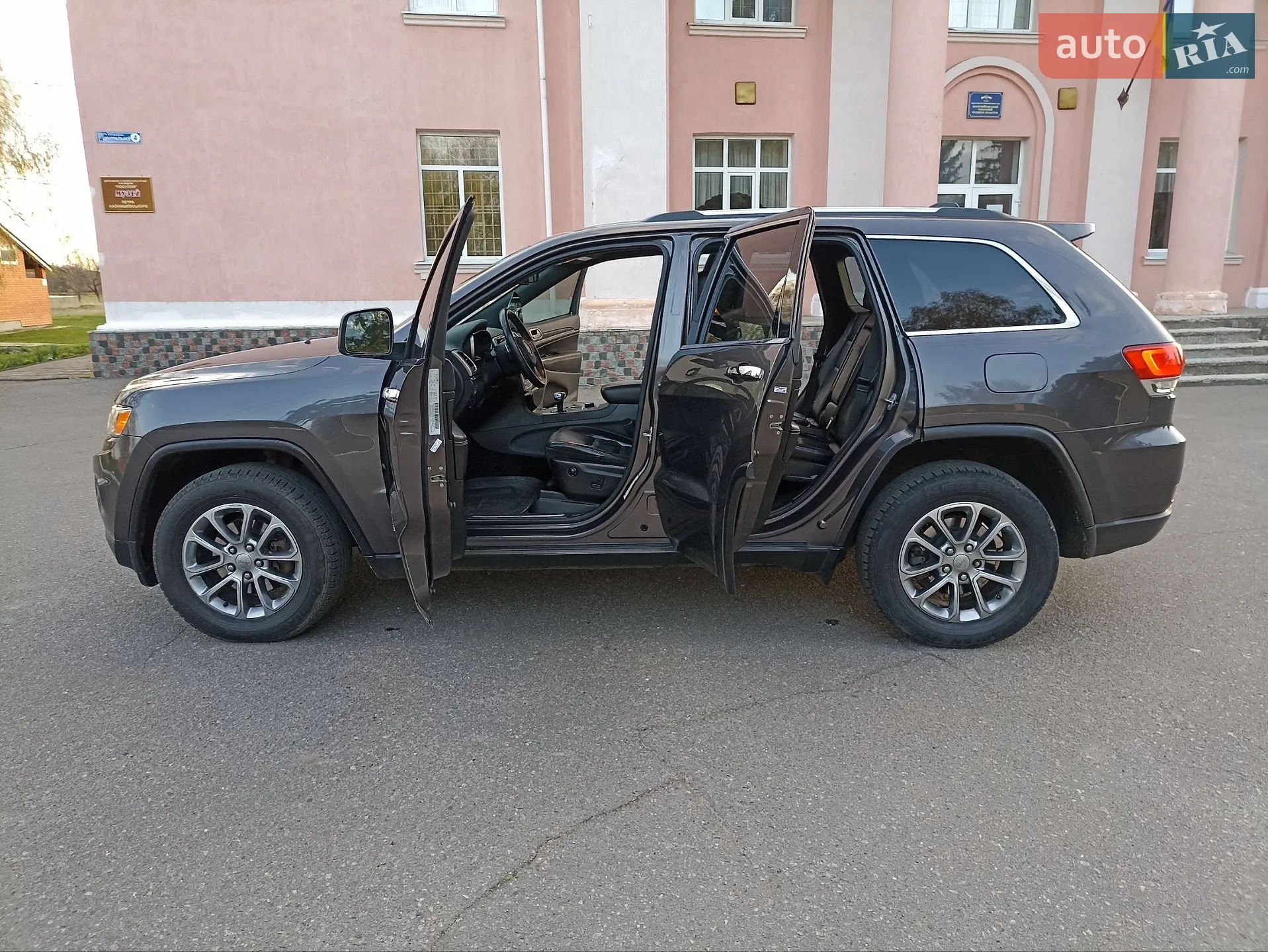 2015 Jeep Grand Cherokee - мініатюра 17