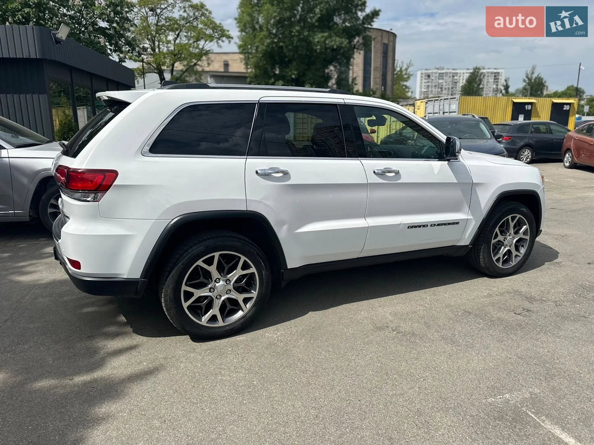 2020 Jeep Grand Cherokee - мініатюра 8