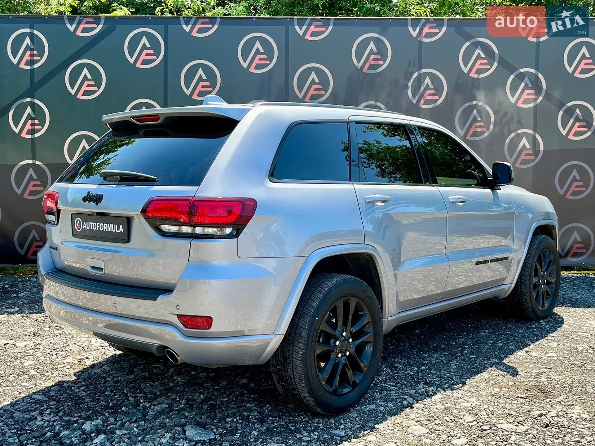 2020 Jeep Grand Cherokee - мініатюра 8