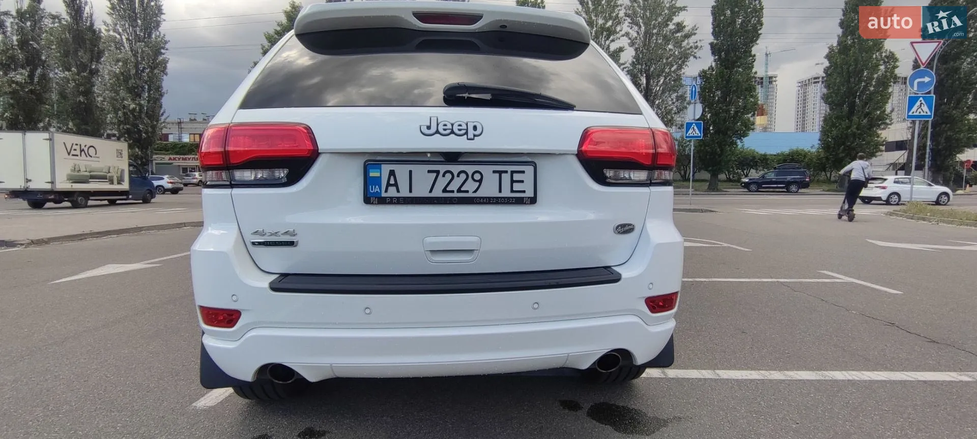 Jeep Grand Cherokee 2019 VIN 1C4RJFCM6KC837200 фото оголошення 10 з 26