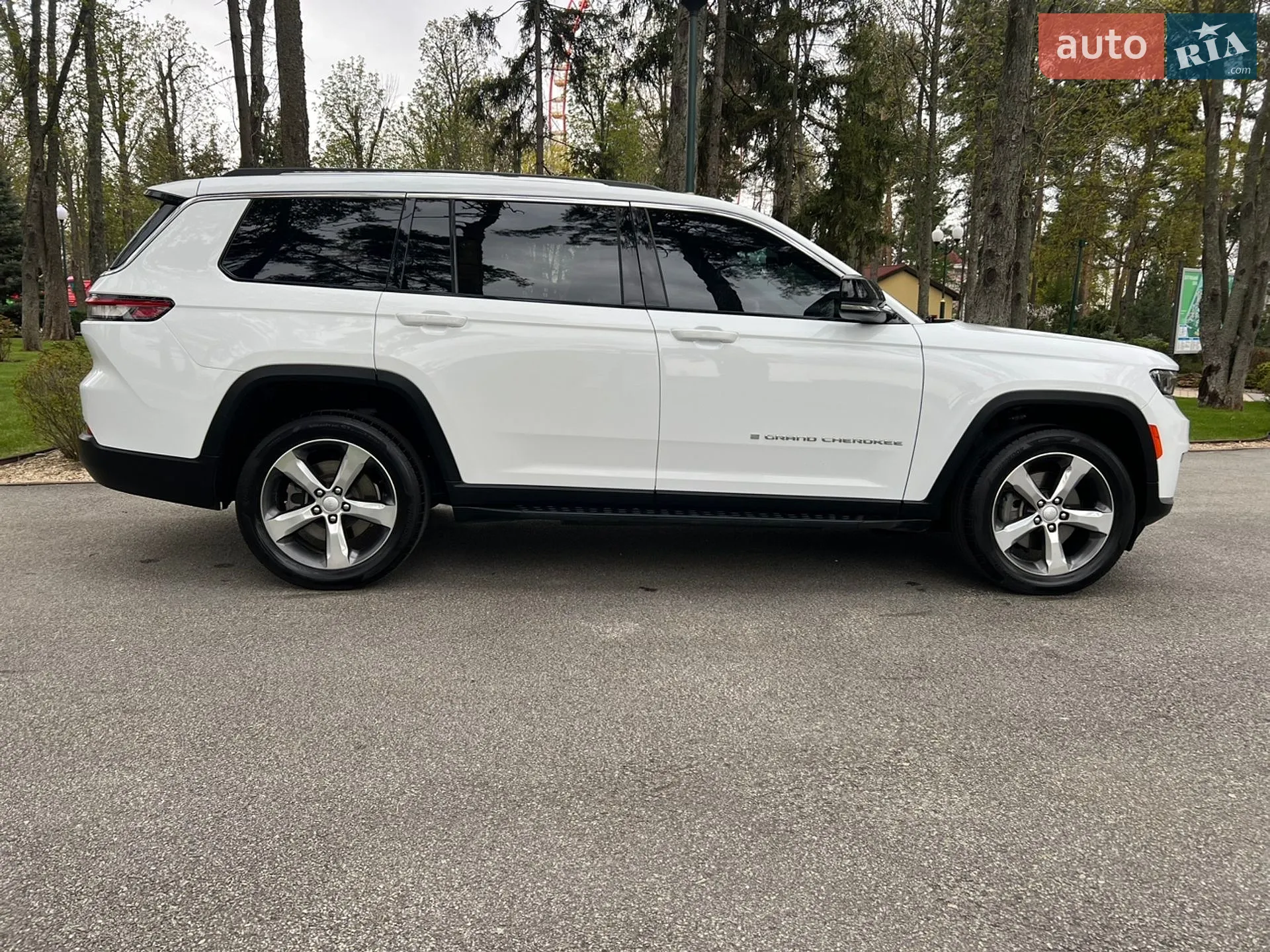 2021 Jeep Grand Cherokee - мініатюра 3