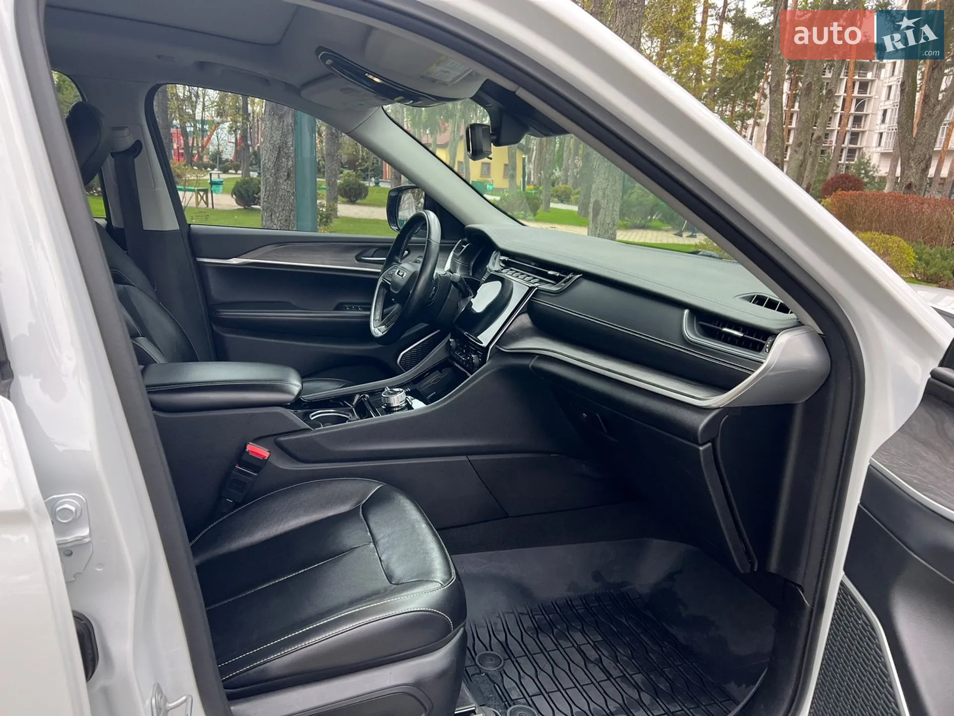 2021 Jeep Grand Cherokee - мініатюра 23