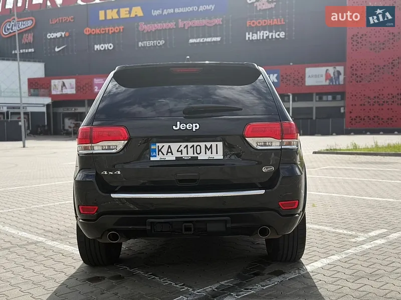 Jeep Grand Cherokee 2019 VIN 1C4RJFCG7LC134569 фото оголошення 5 з 121