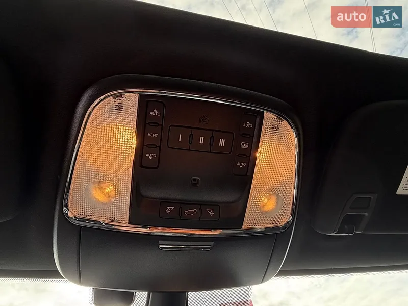Jeep Grand Cherokee 2019 VIN 1C4RJFCG7LC134569 фото оголошення 38 з 121