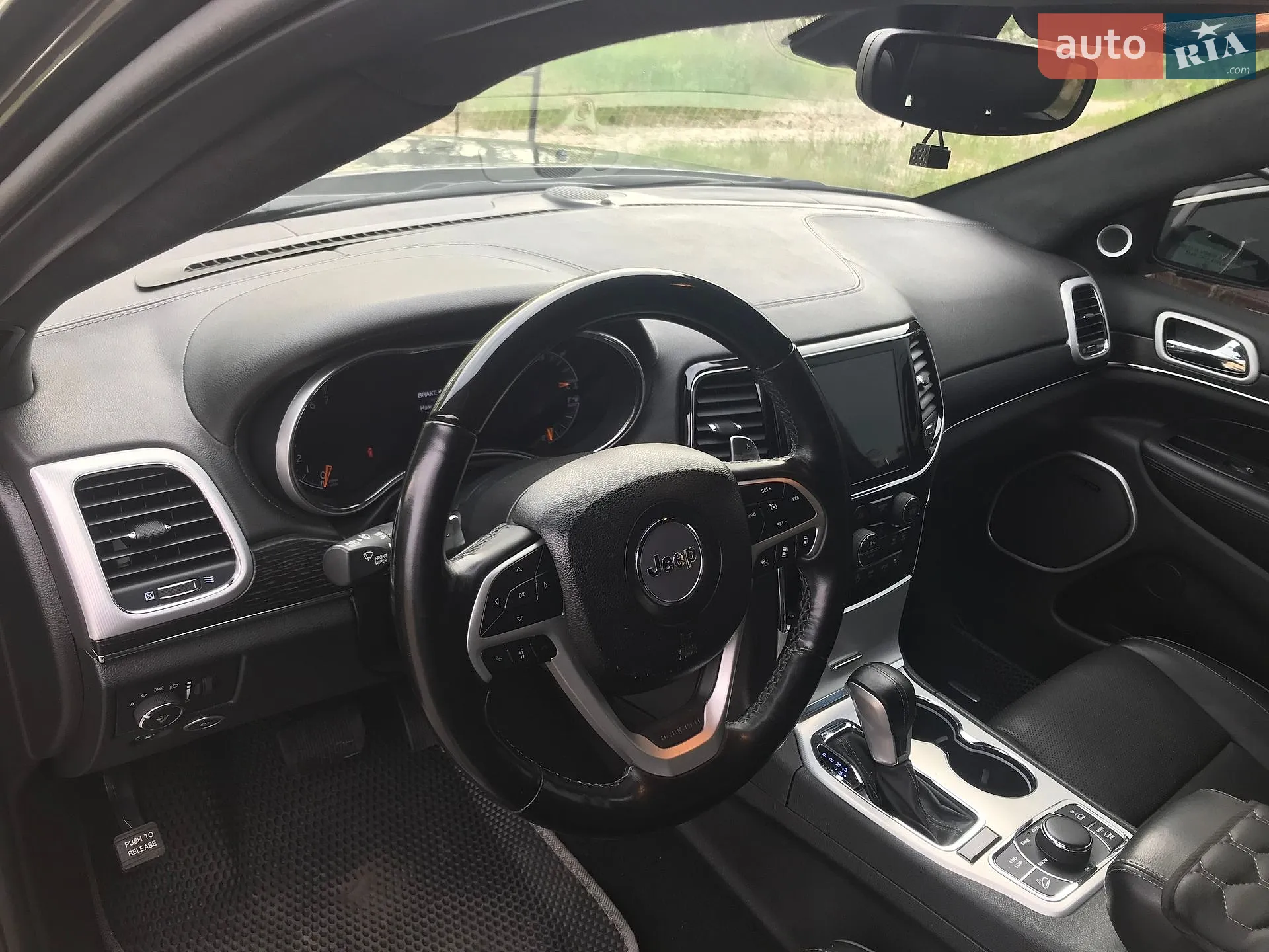 Jeep Grand Cherokee 2020 VIN 1C4RJFJG0MC501509 фото оголошення 4 з 45
