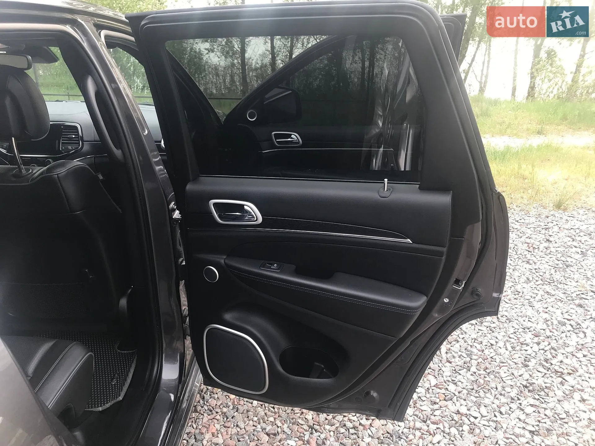 Jeep Grand Cherokee 2020 VIN 1C4RJFJG0MC501509 фото оголошення 19 з 45