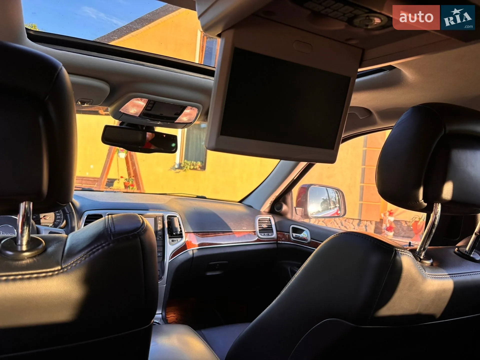 2012 Jeep Grand Cherokee - мініатюра 21