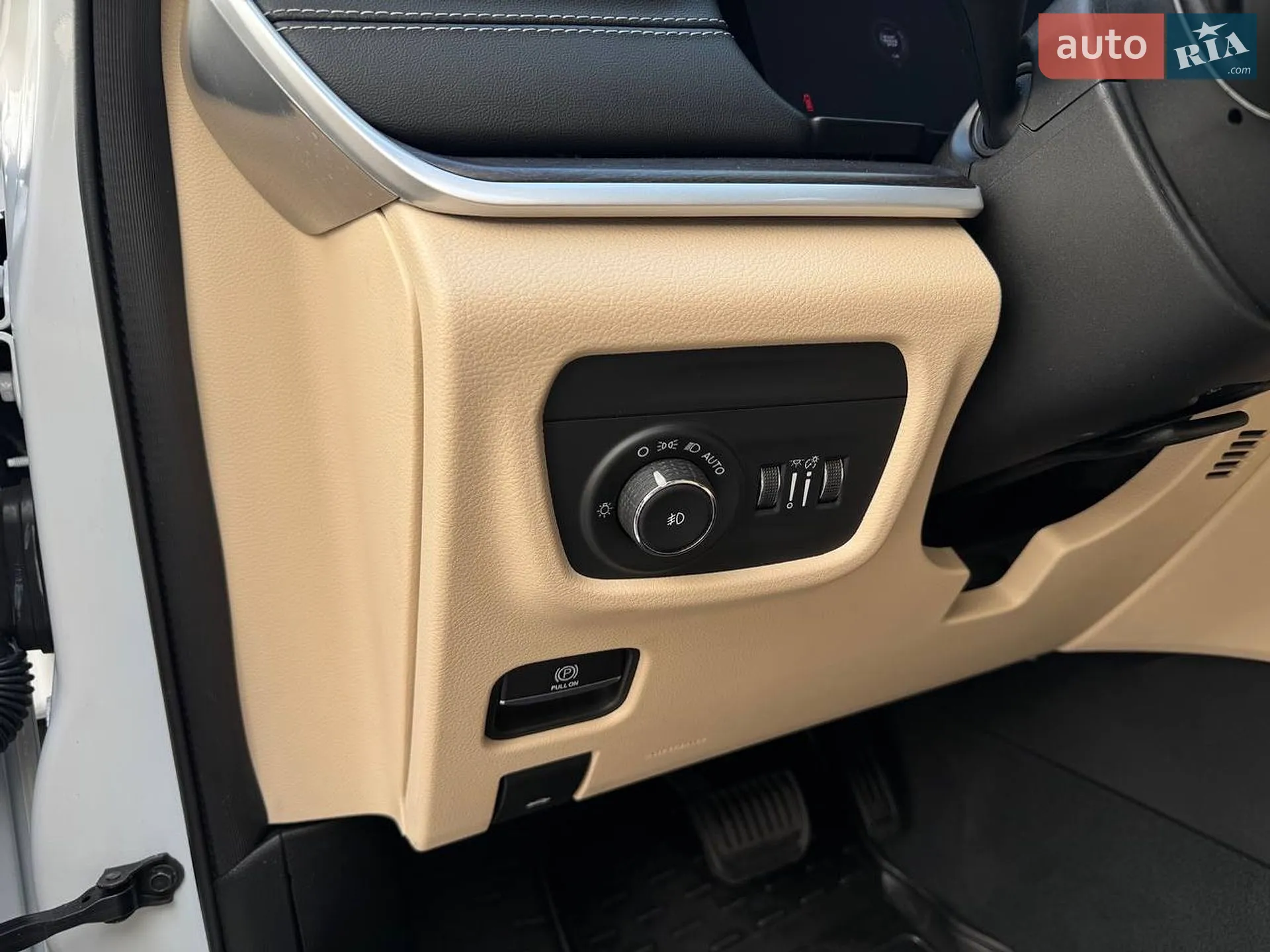2023 Jeep Grand Cherokee - мініатюра 14
