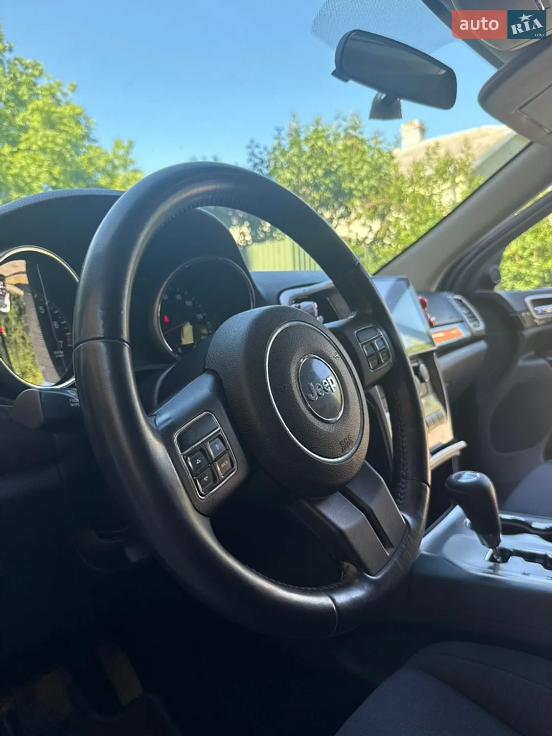 2011 Jeep Grand Cherokee - мініатюра 20