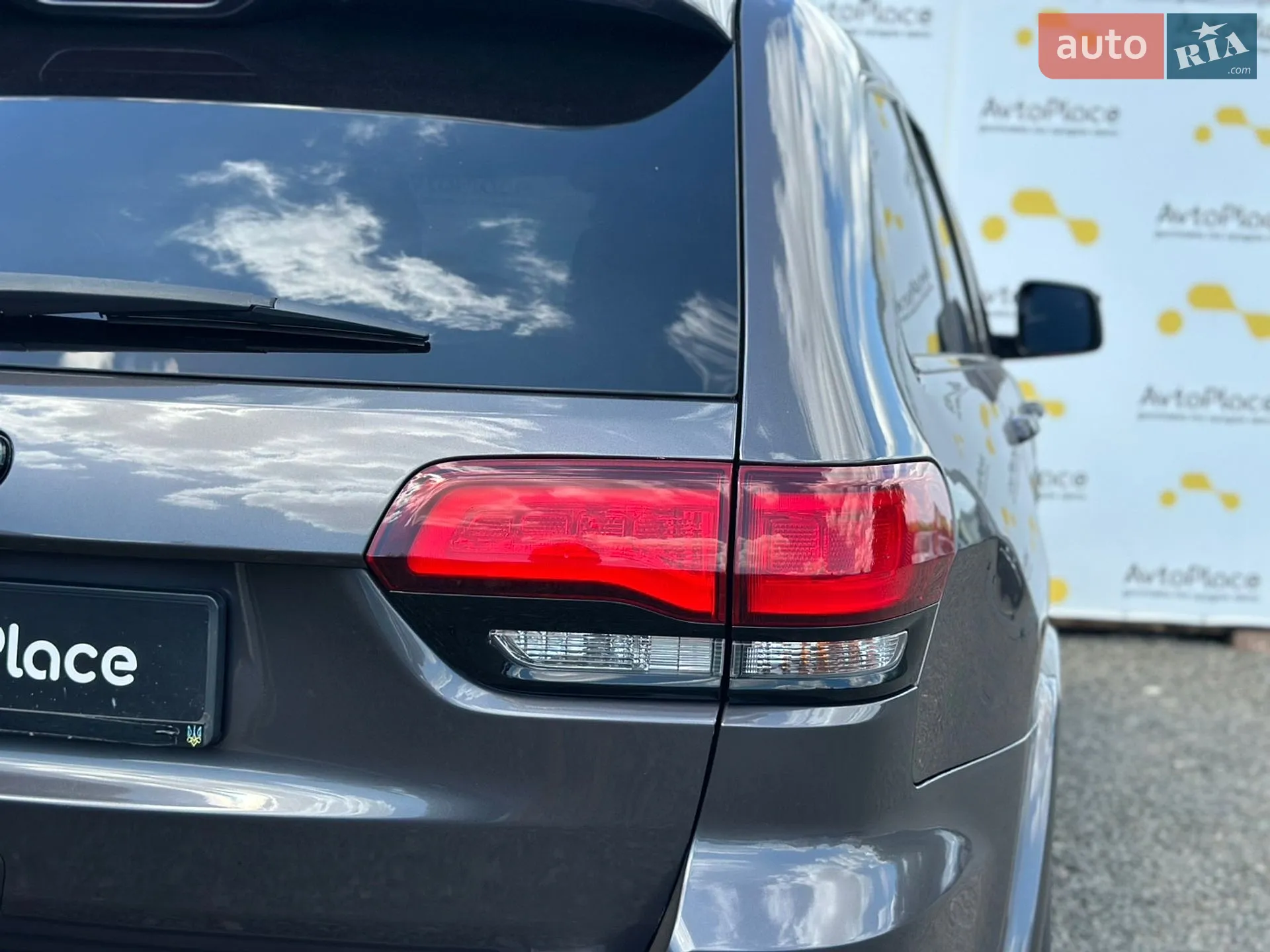 2018 Jeep Grand Cherokee - мініатюра 16
