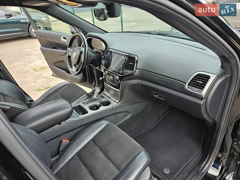 Jeep Grand Cherokee 2019 VIN 1C4RJFAG3KC840942 фото оголошення 17 з 72