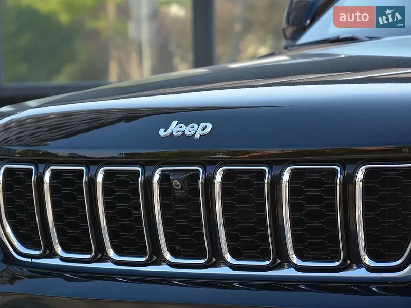 Jeep Grand Cherokee 2022 VIN 1C4RJKBG1N8621931 фото оголошення 7 з 114