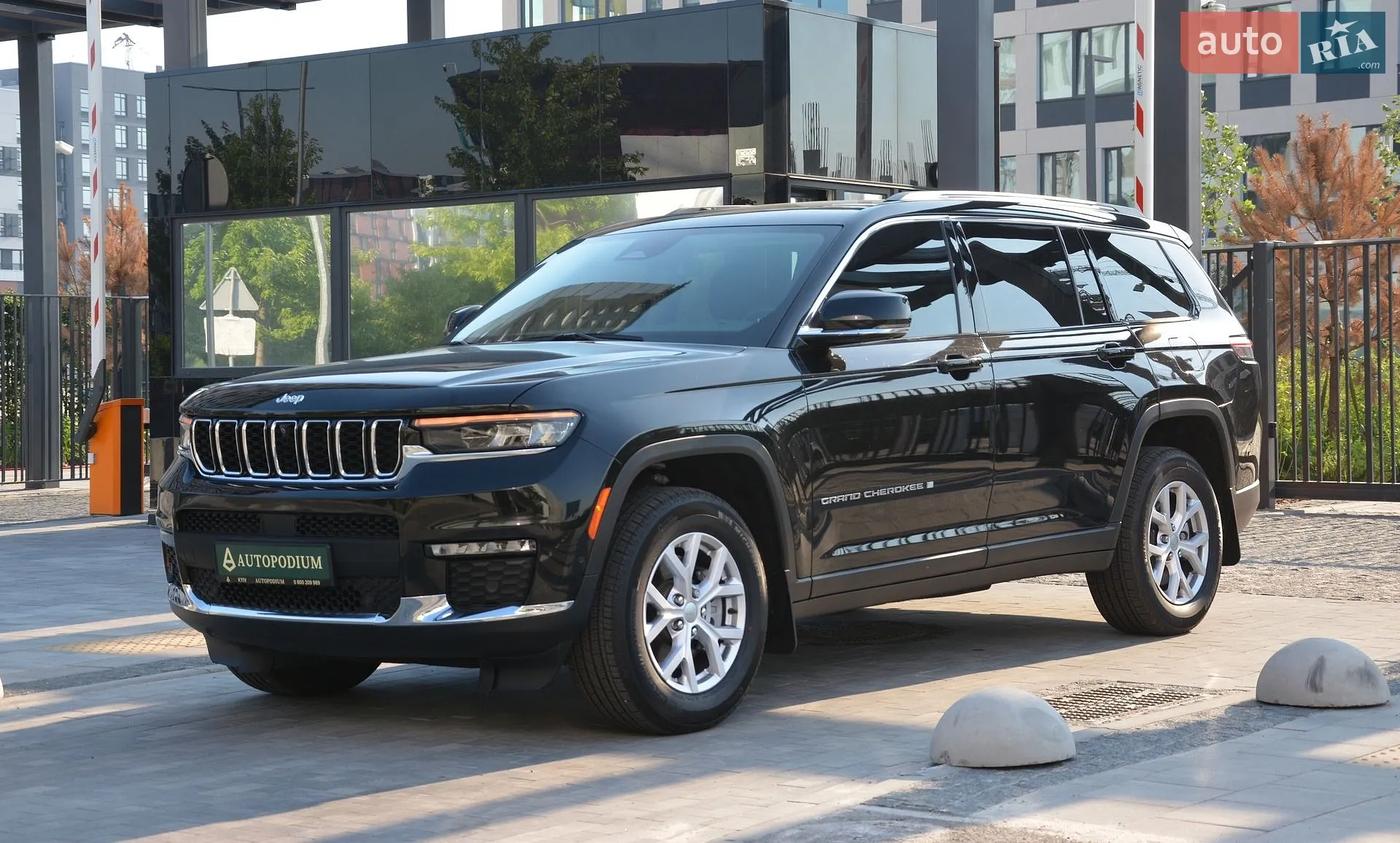 Jeep Grand Cherokee 2022 VIN 1C4RJKBG1N8621931 фото оголошення 10 з 70