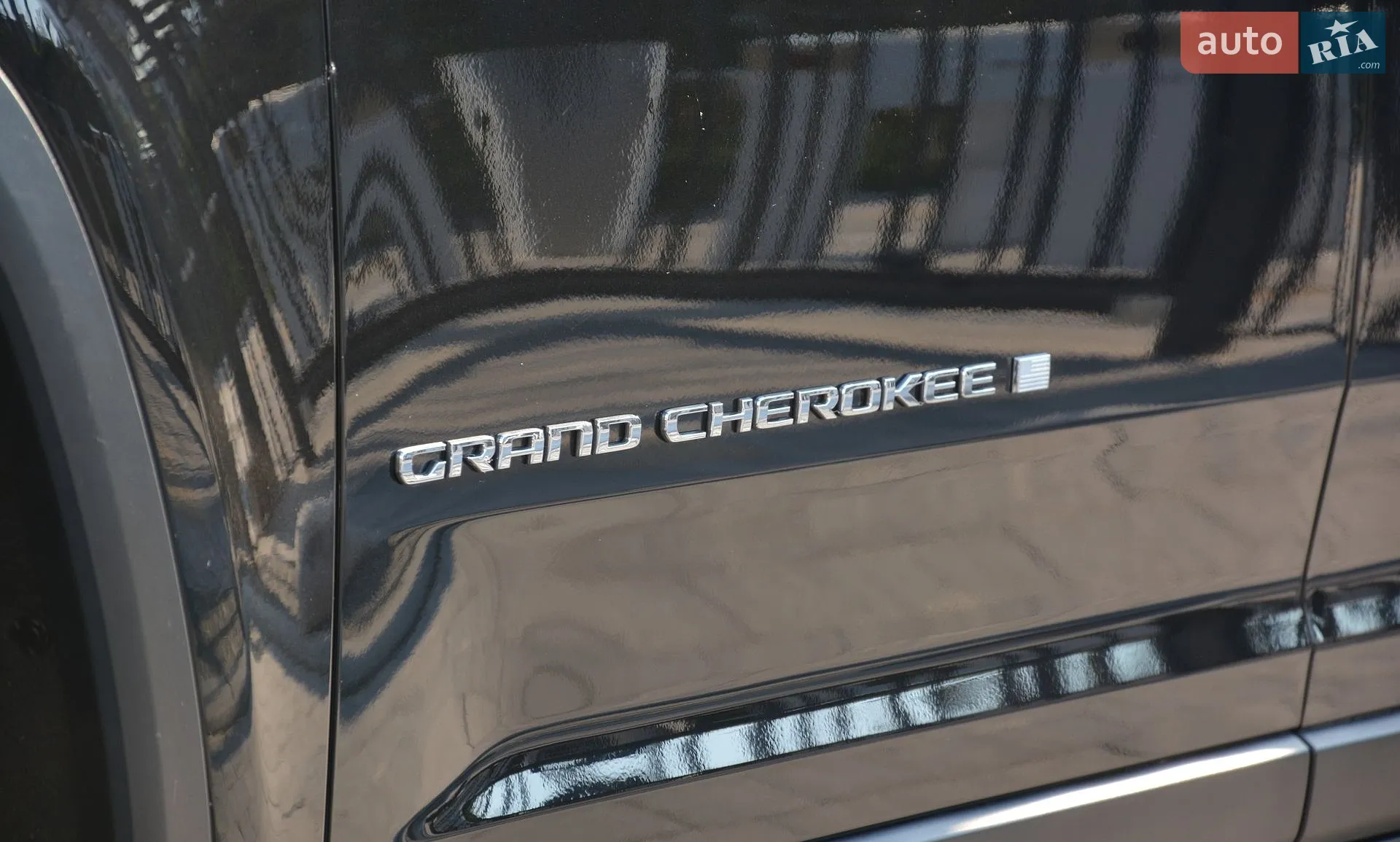 Jeep Grand Cherokee 2022 VIN 1C4RJKBG1N8621931 фото оголошення 17 з 70