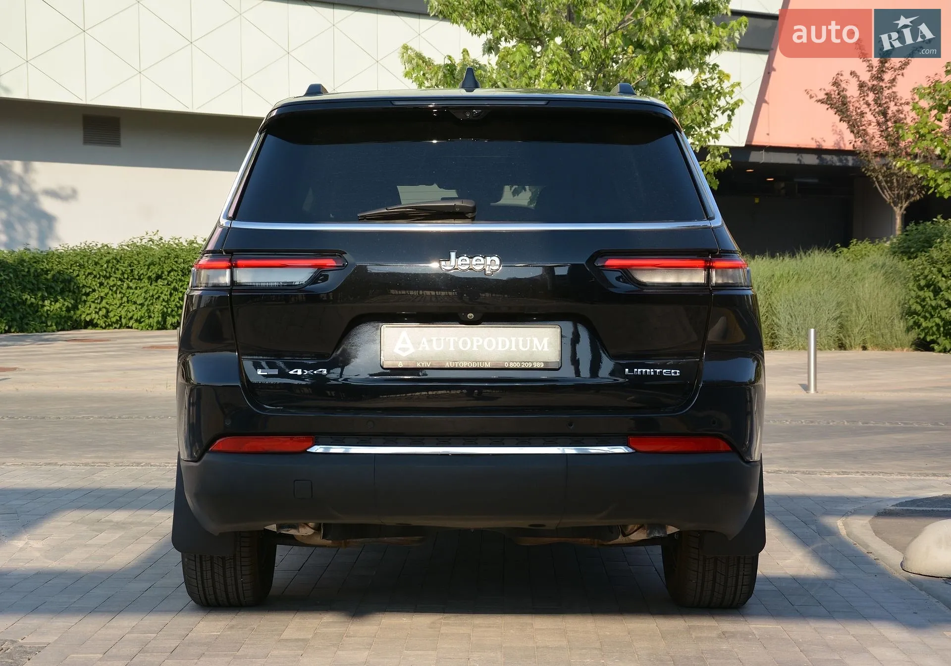 Jeep Grand Cherokee 2022 VIN 1C4RJKBG1N8621931 фото оголошення 13 з 70