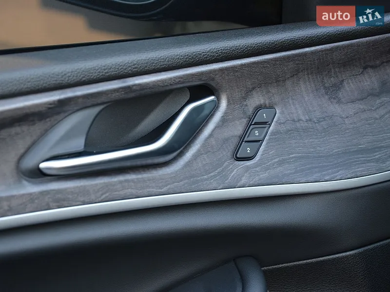 Jeep Grand Cherokee 2022 VIN 1C4RJKBG1N8621931 фото оголошення 19 з 114
