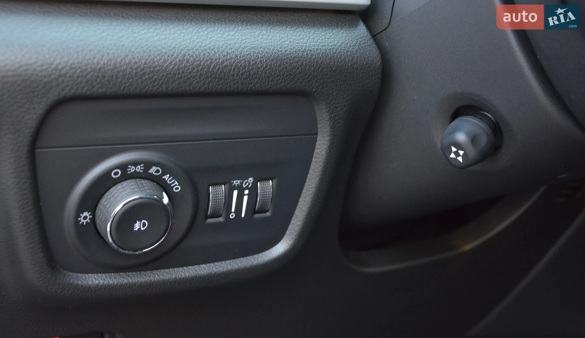 Jeep Grand Cherokee 2022 VIN 1C4RJKBG1N8621931 фото оголошення 23 з 70