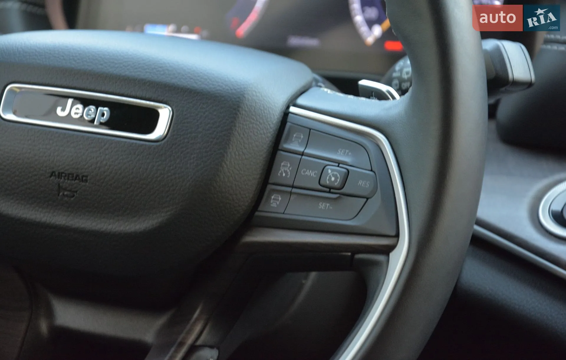 Jeep Grand Cherokee 2022 VIN 1C4RJKBG1N8621931 фото оголошення 32 з 70