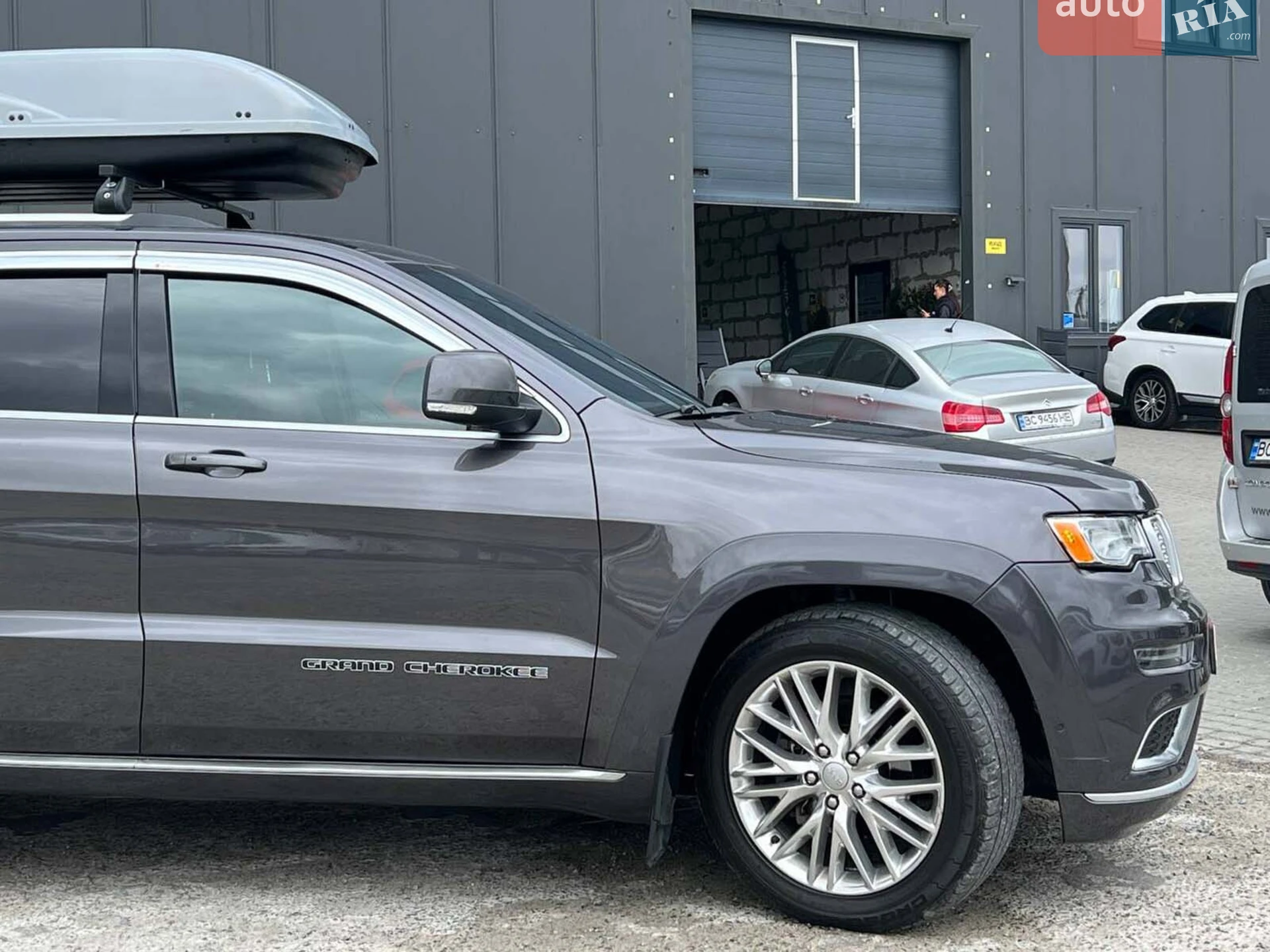 2018 Jeep Grand Cherokee - мініатюра 11