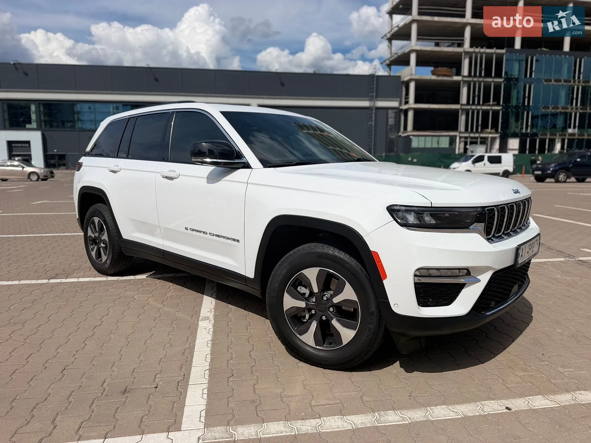 2022 Jeep Grand Cherokee - мініатюра 4