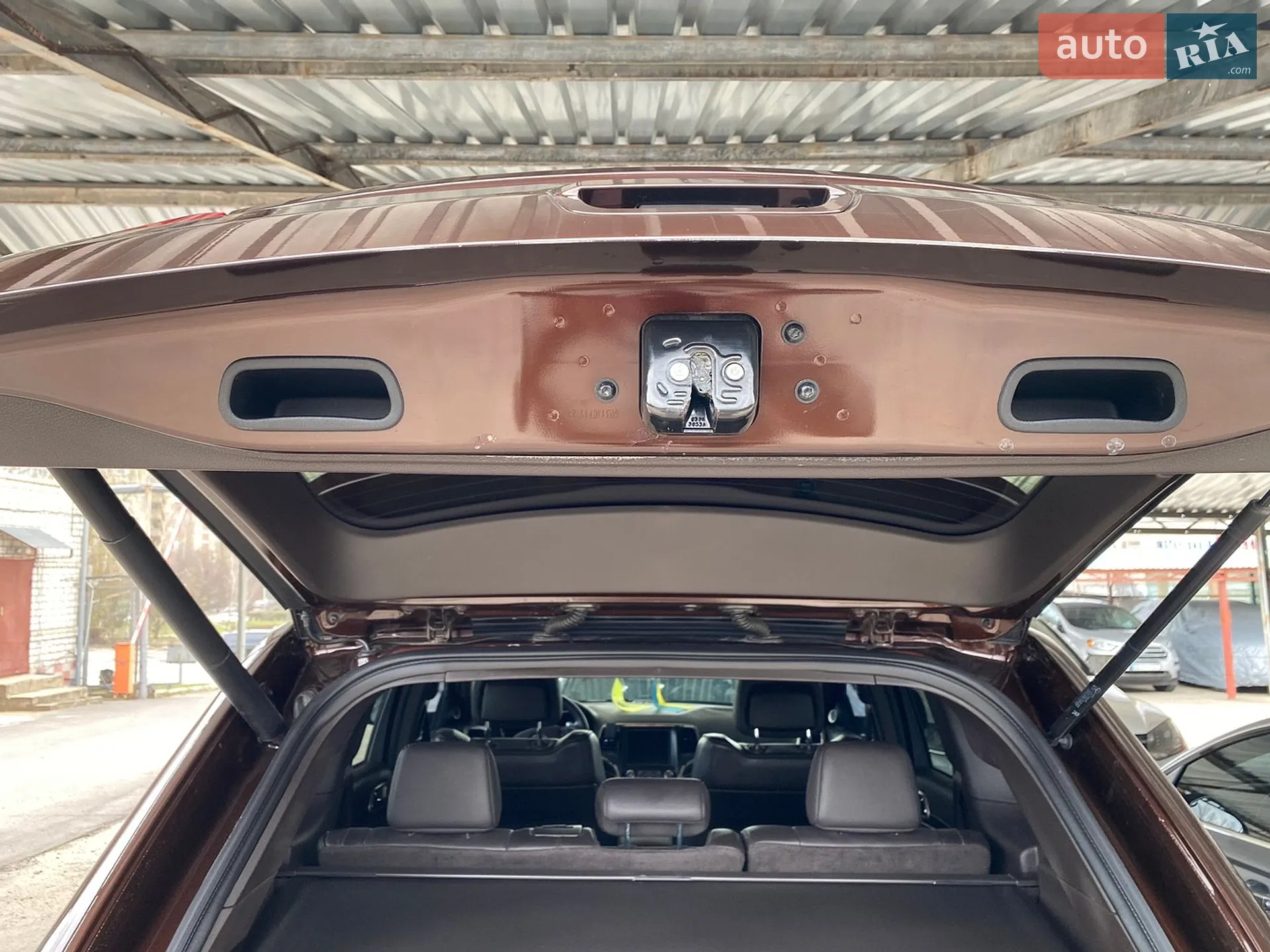 Jeep Grand Cherokee 2013 VIN 1C4RJFJM1EC320152 фото оголошення 12 з 23
