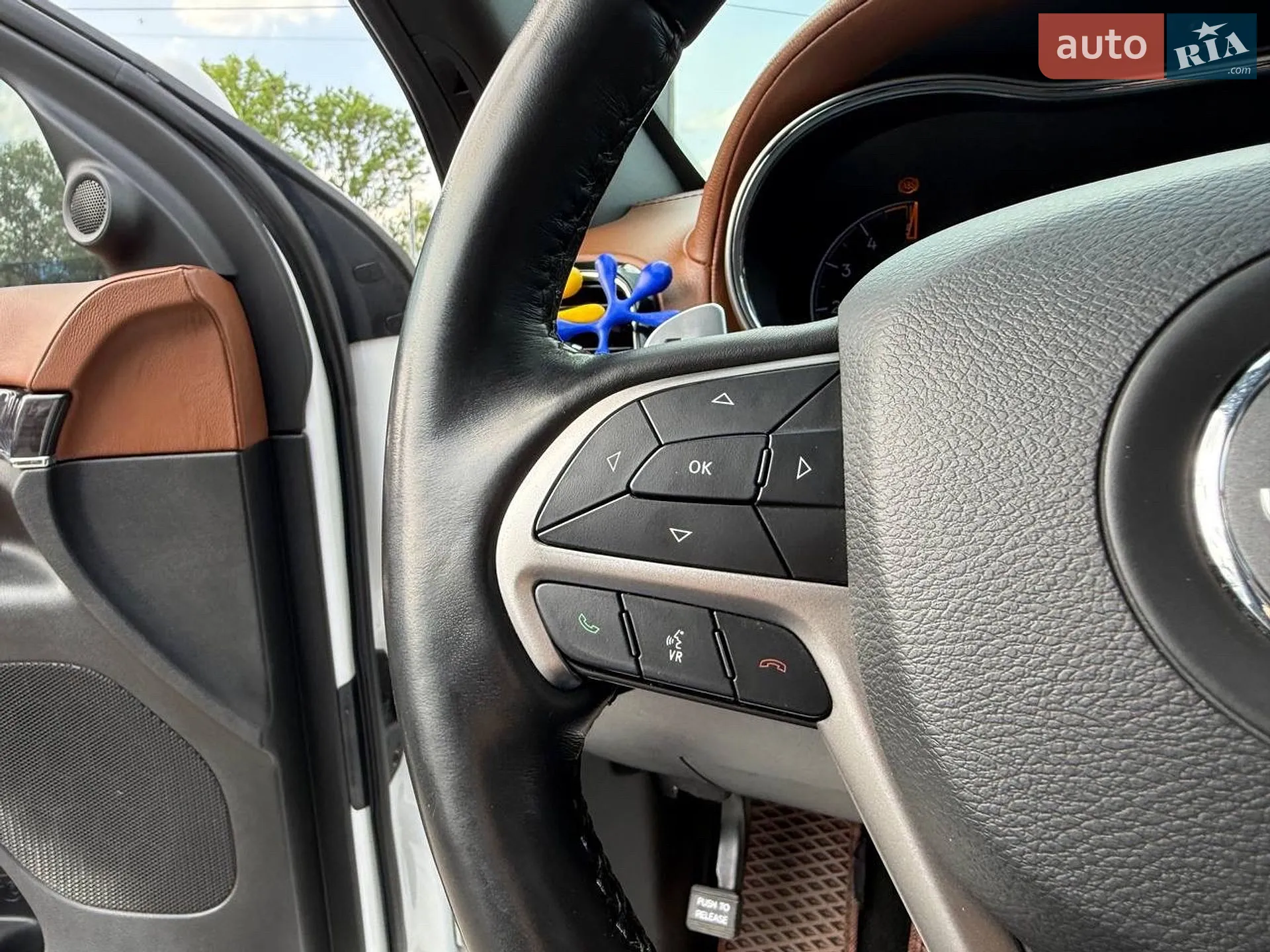 2021 Jeep Grand Cherokee - мініатюра 19