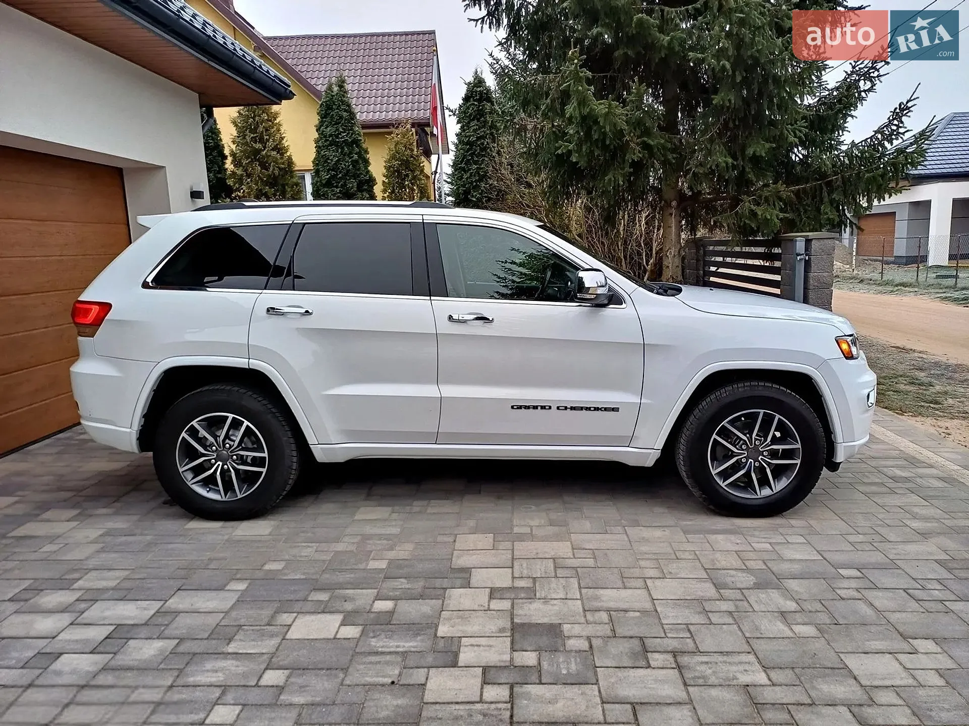 2017 Jeep Grand Cherokee - мініатюра 4