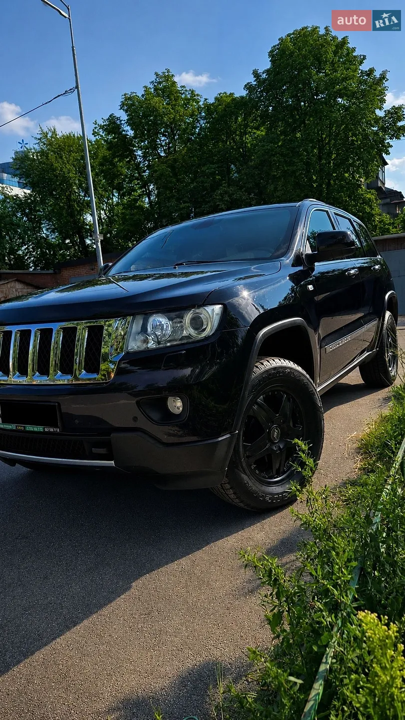 2011 Jeep Grand Cherokee - мініатюра 2