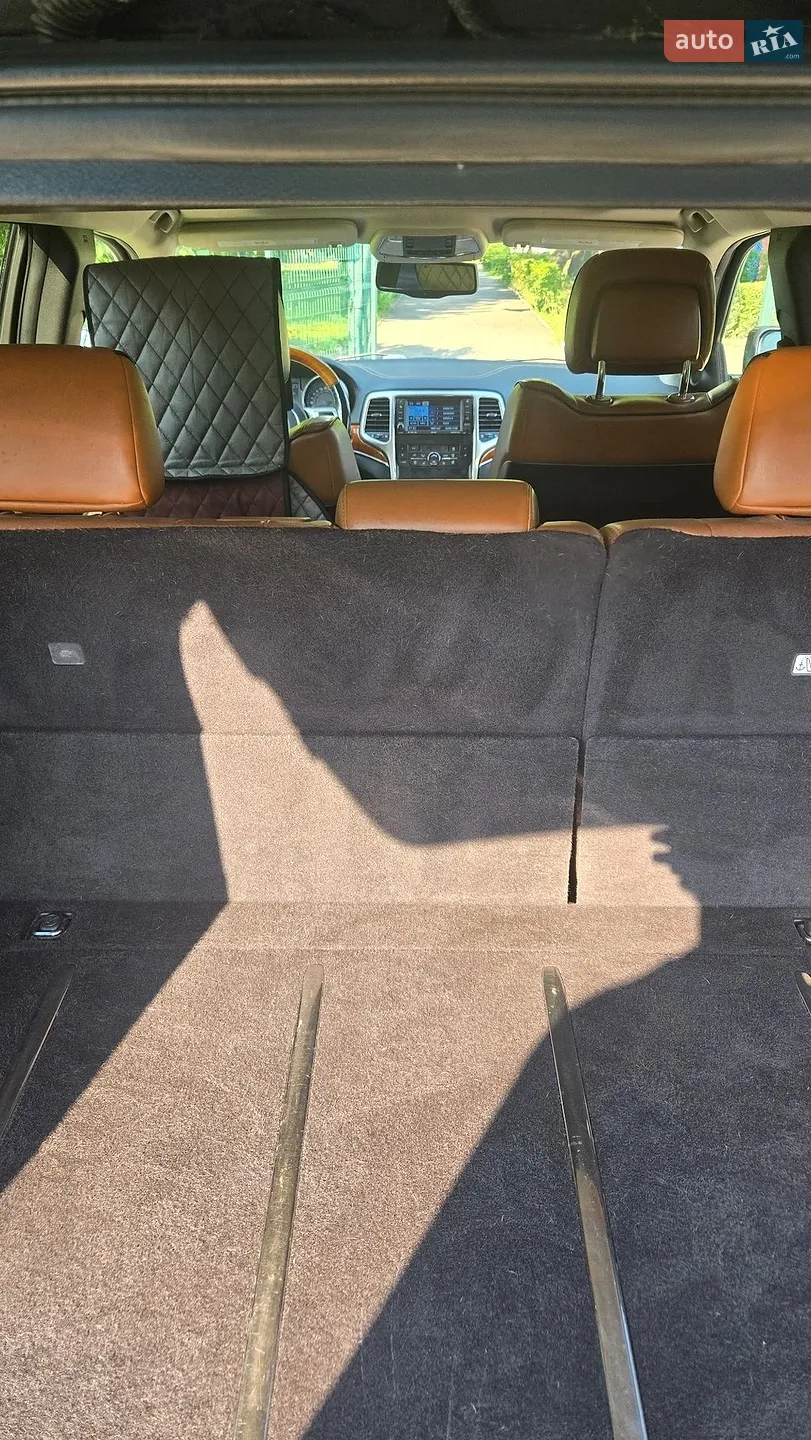 2011 Jeep Grand Cherokee - мініатюра 13