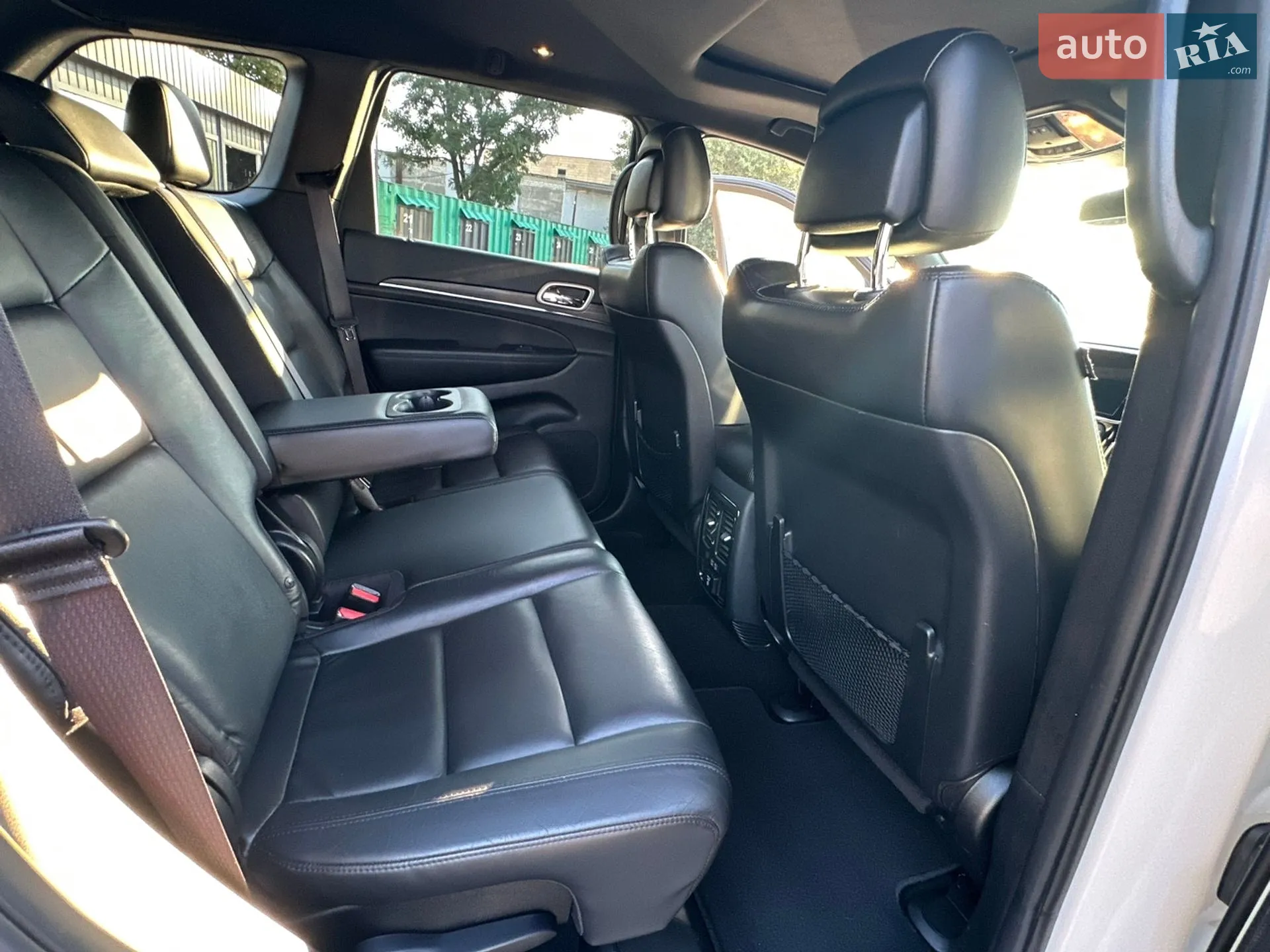 2020 Jeep Grand Cherokee - мініатюра 20