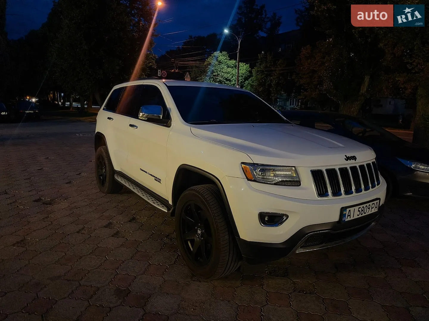 2014 Jeep Grand Cherokee - мініатюра 3