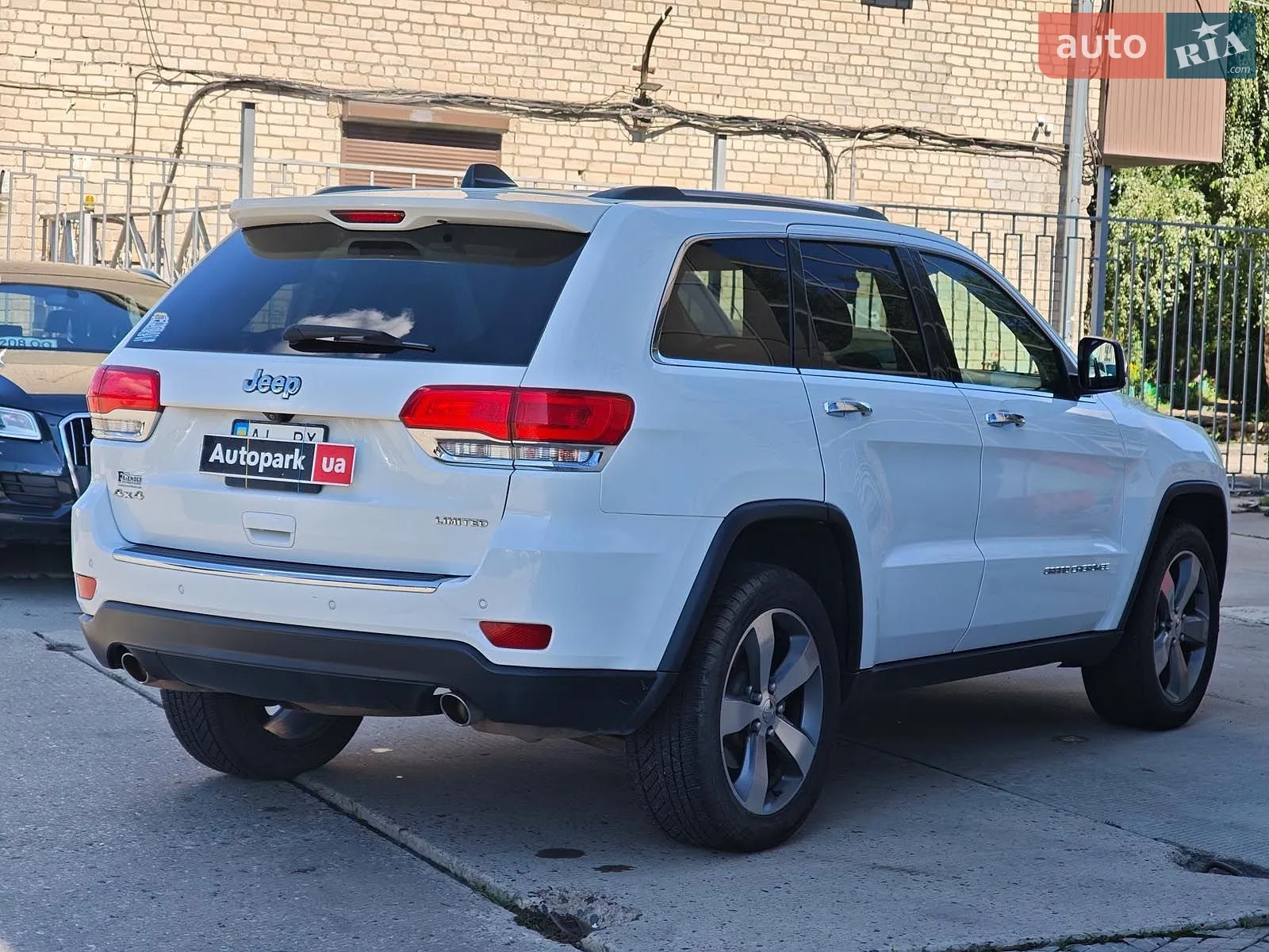 2014 Jeep Grand Cherokee - мініатюра 13