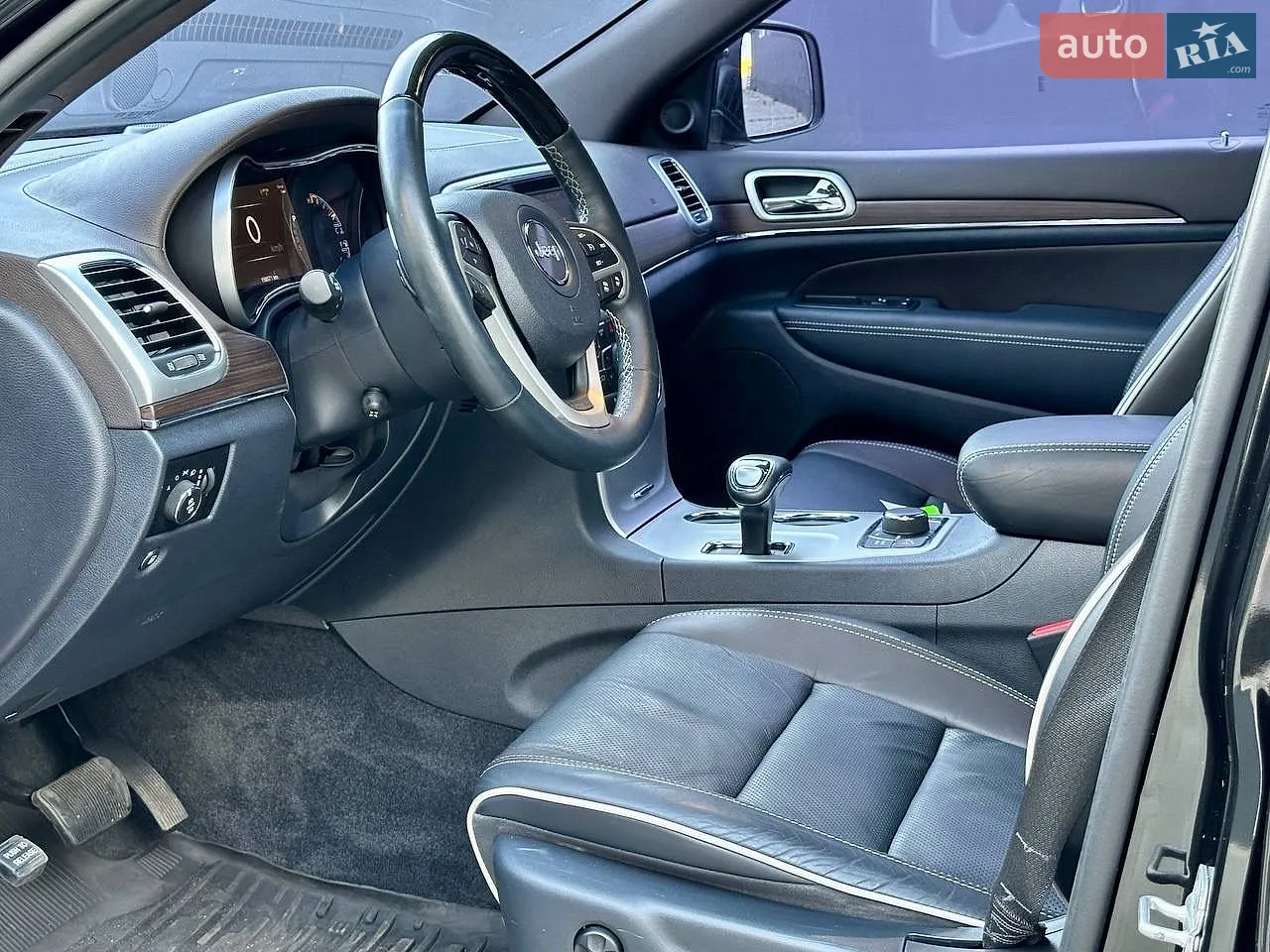 2014 Jeep Grand Cherokee - мініатюра 38