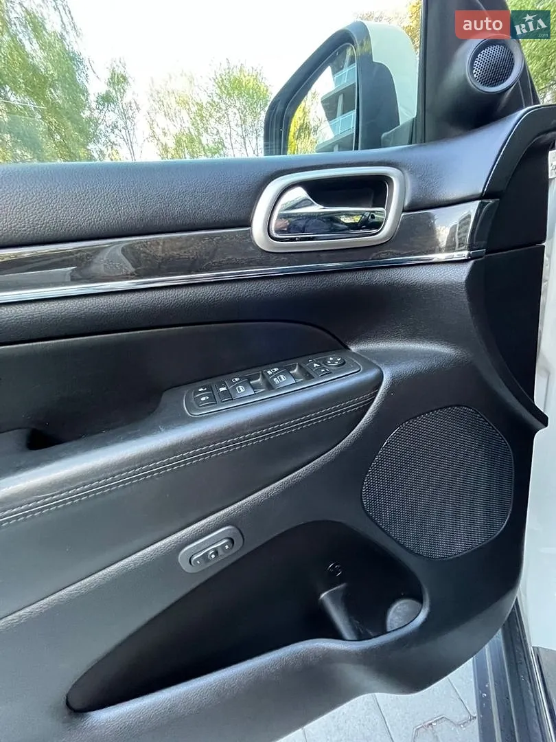 2012 Jeep Grand Cherokee - мініатюра 13