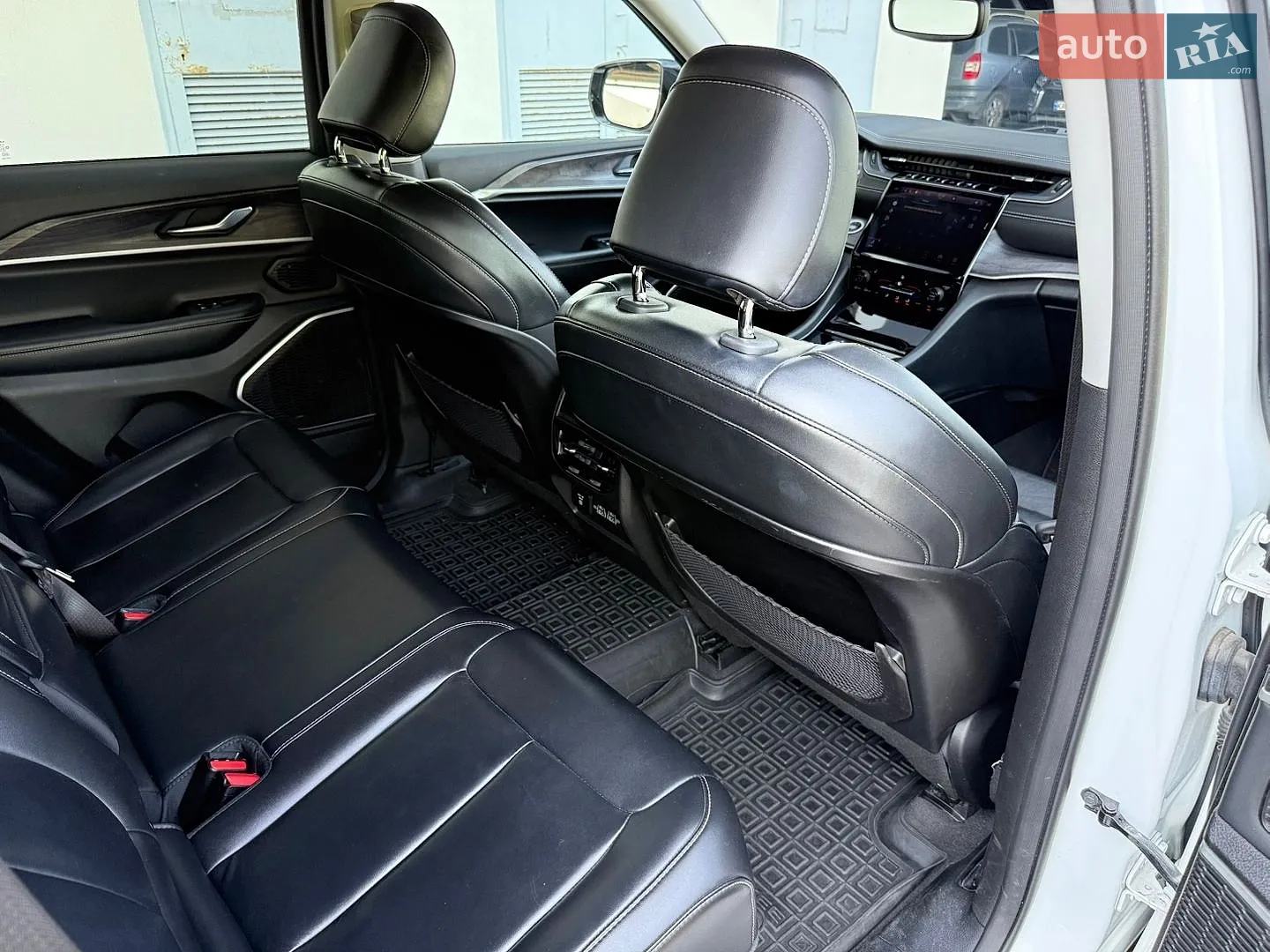 2022 Jeep Grand Cherokee - мініатюра 19