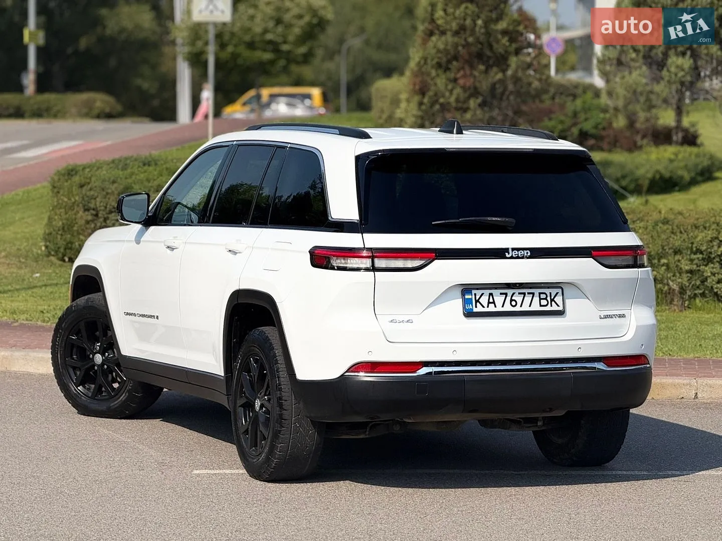 2022 Jeep Grand Cherokee - мініатюра 25