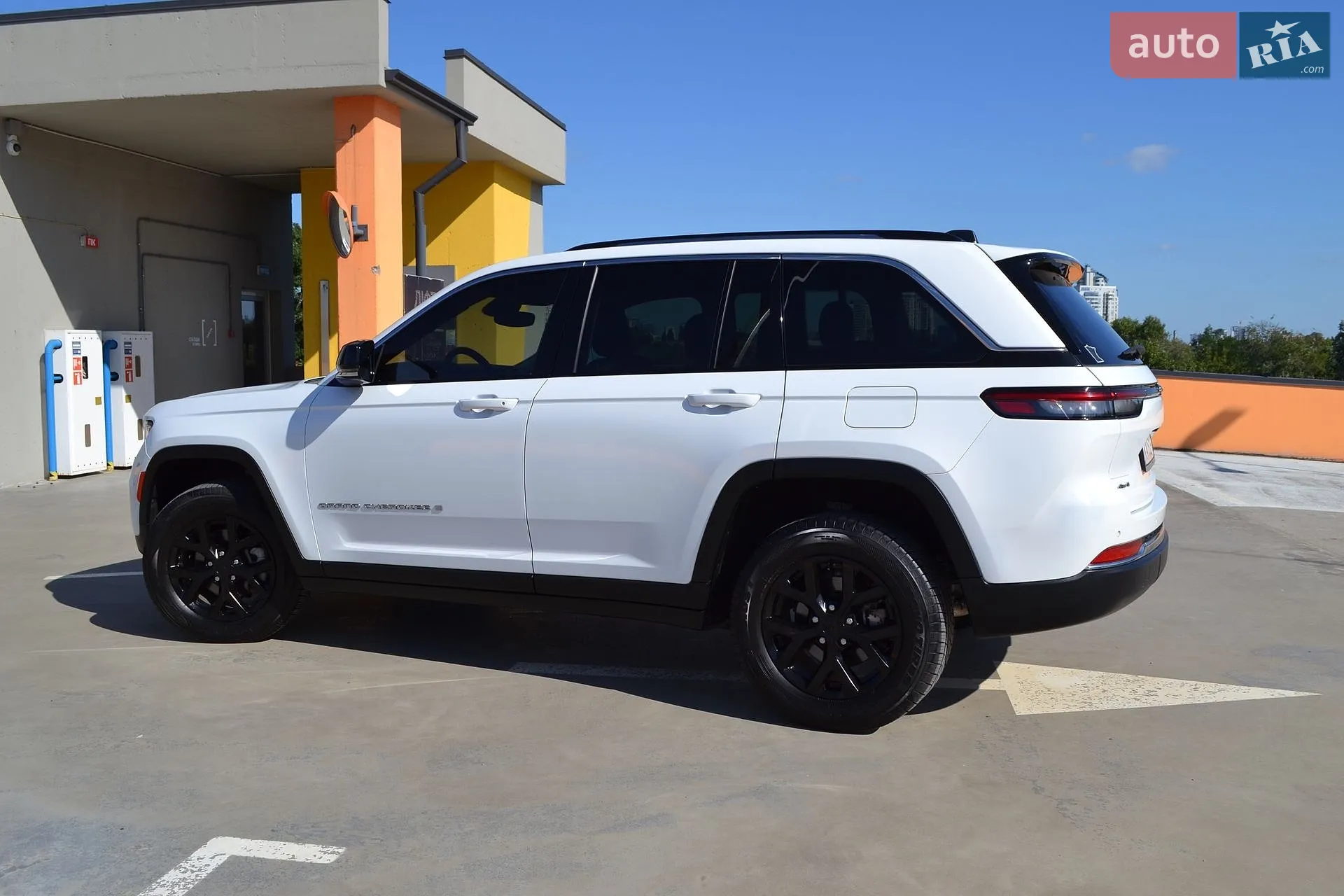 2022 Jeep Grand Cherokee - мініатюра 8