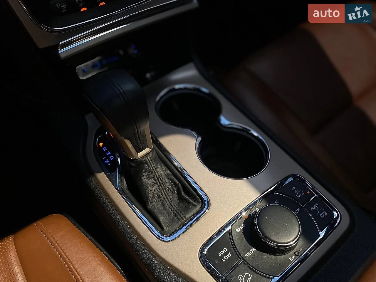 2017 Jeep Grand Cherokee - мініатюра 50