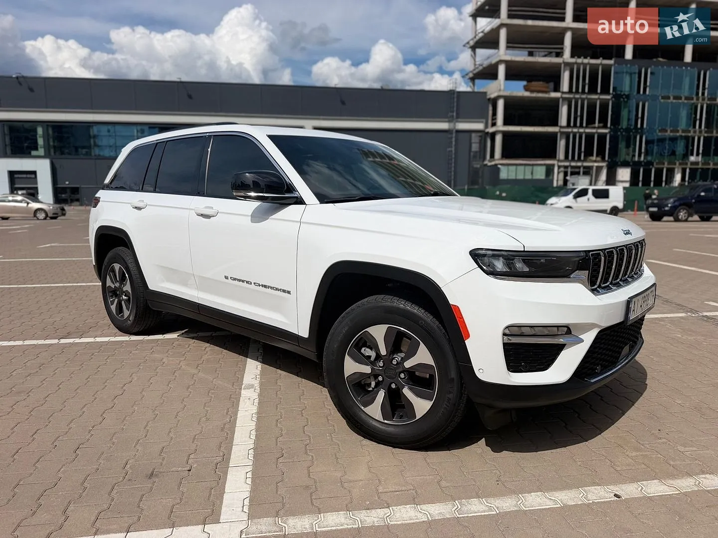 2022 Jeep Grand Cherokee - мініатюра 4