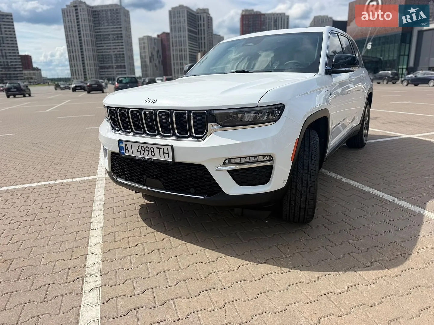 2022 Jeep Grand Cherokee - мініатюра 2