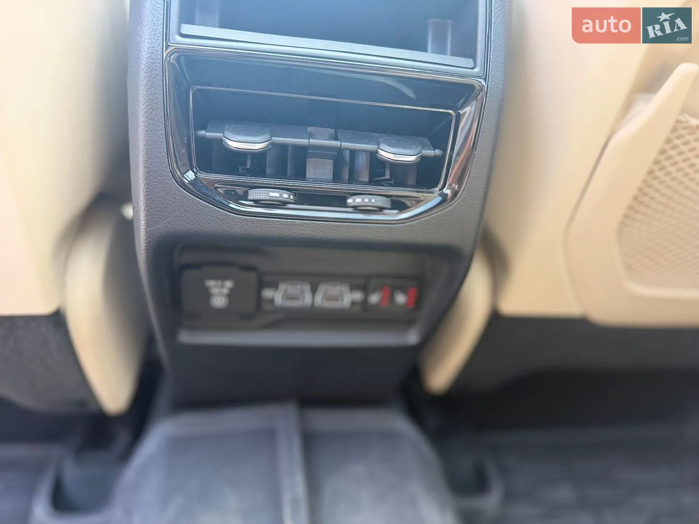 2022 Jeep Grand Cherokee - мініатюра 23