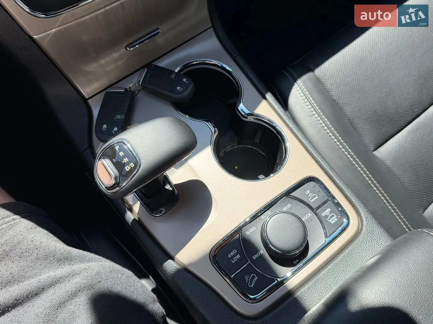 2014 Jeep Grand Cherokee - мініатюра 60