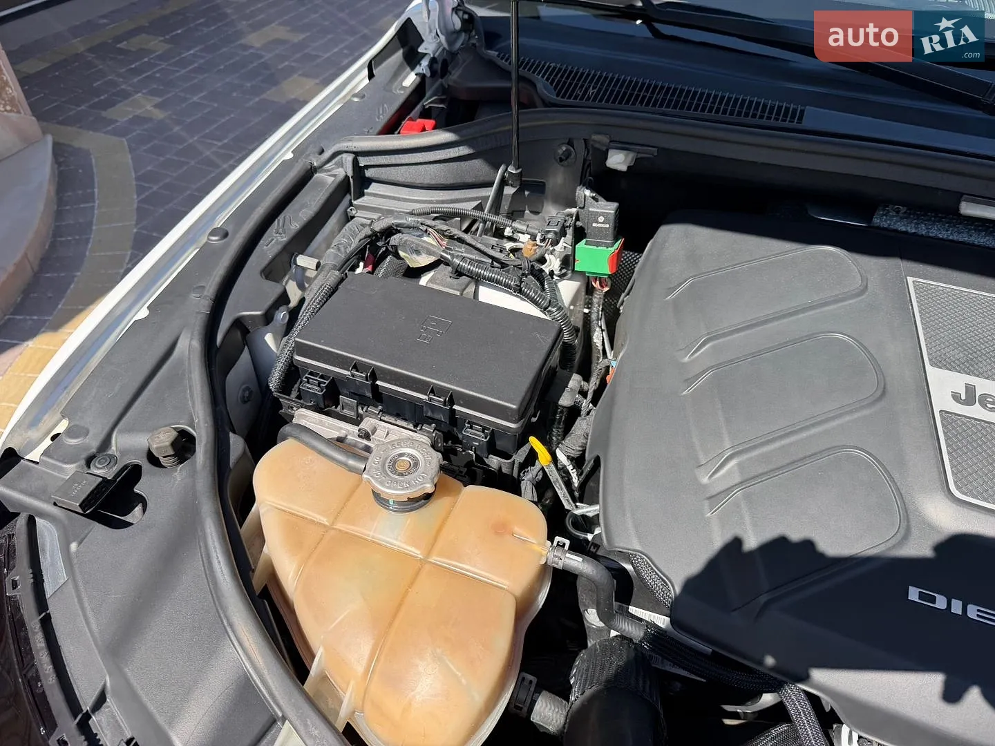 2014 Jeep Grand Cherokee - мініатюра 102