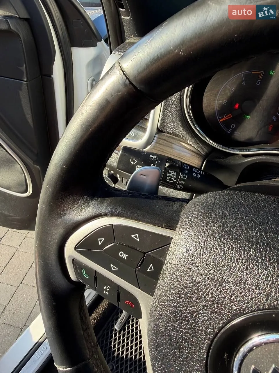 2015 Jeep Grand Cherokee - мініатюра 25